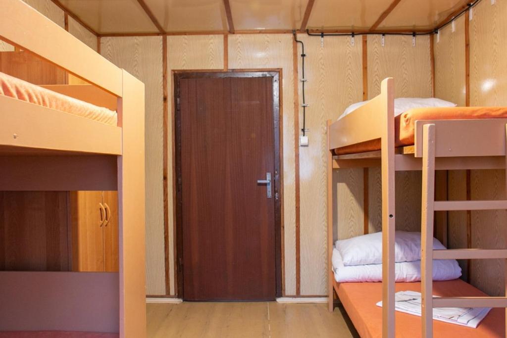 Turisticky Raj Lodge *